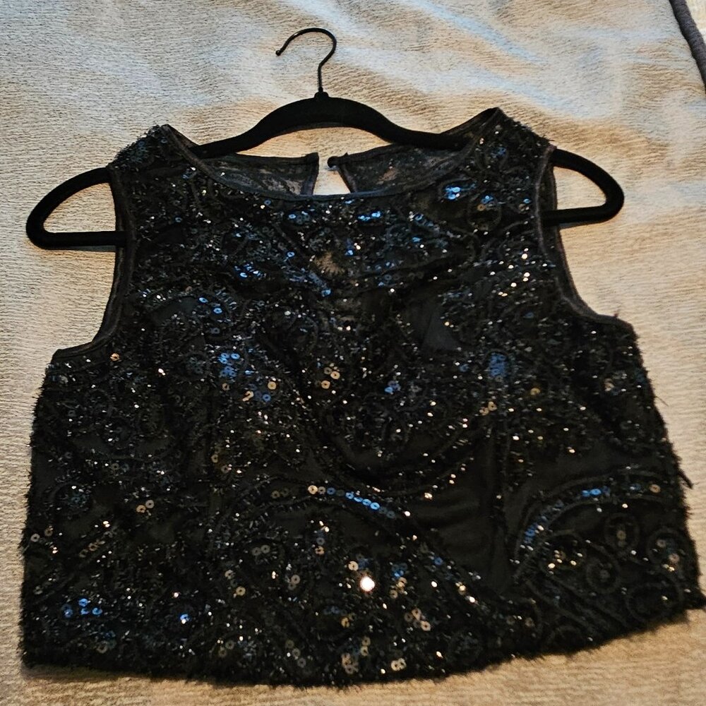 Women's Windsor Black lace & Sequined Built in Bra Crop top Size M